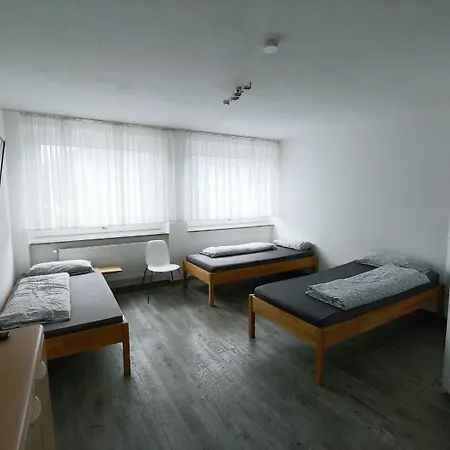 Apartment Und Monteurzimmer Bw *