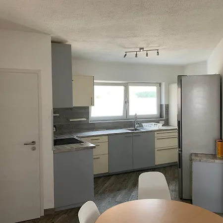 Apartment Und Monteurzimmer Bw